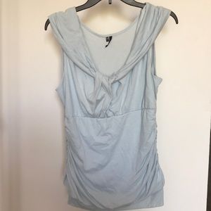 Sleeveless dress top